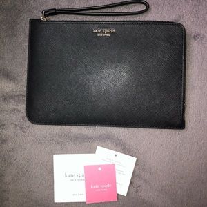 Kate Spade L-zip wristlet NWT